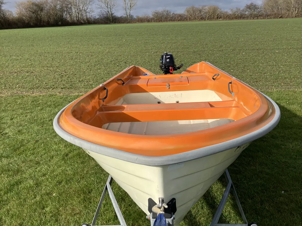 Billede 3 - Jolle +ny motor og trailer