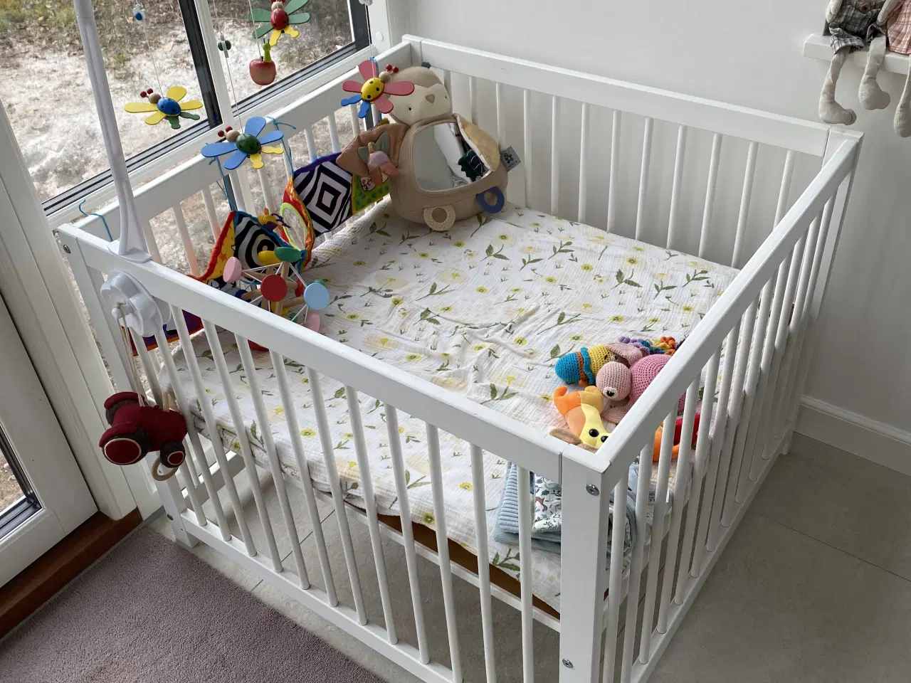 Billede 2 - Kravlegård & Puslebord sælges