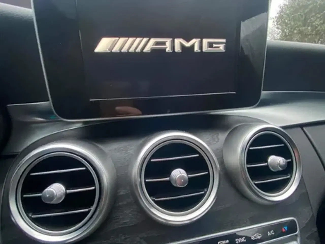 Billede 9 - Mercedes aktivering af Carplay / Android Auto