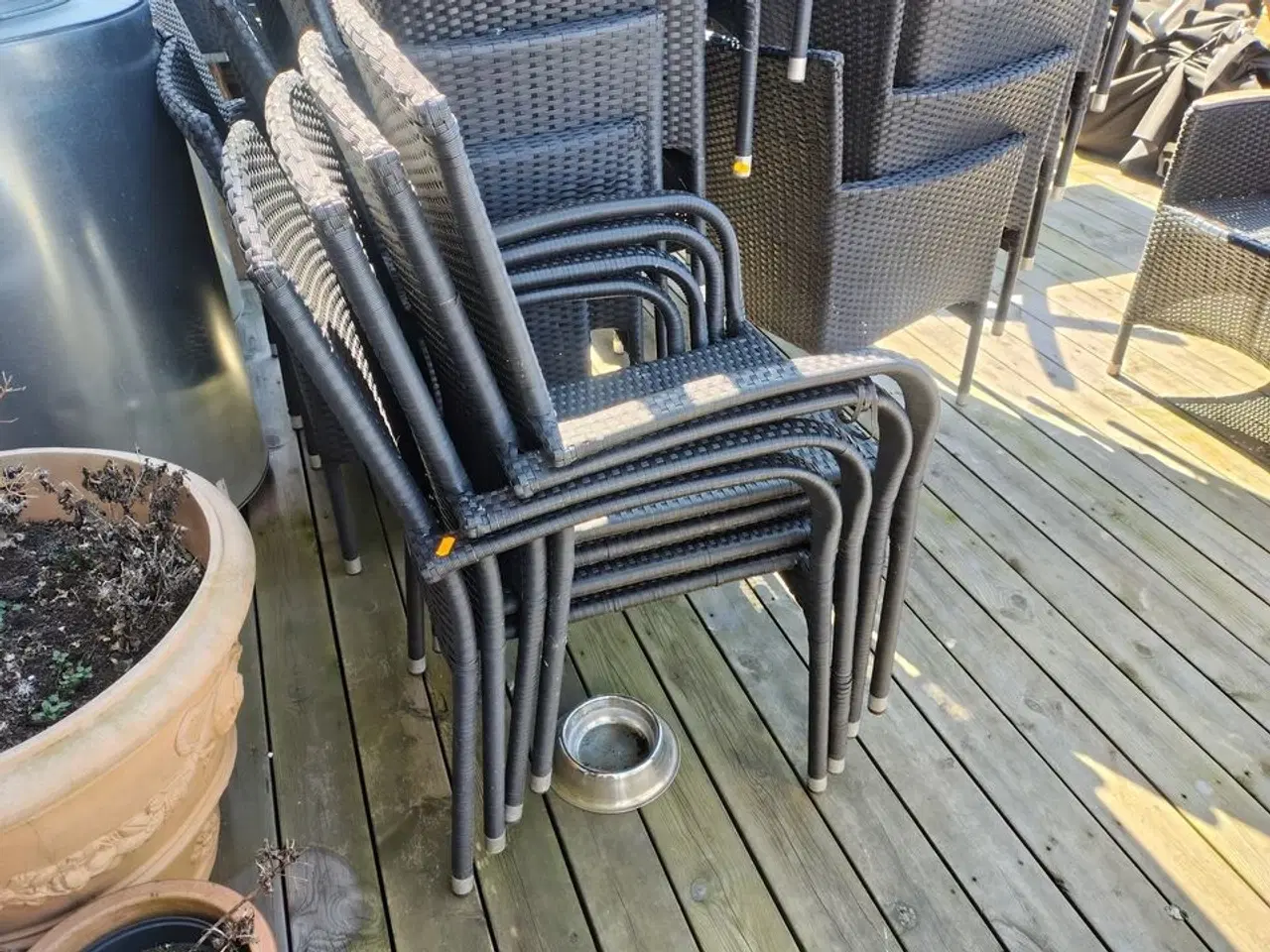 Billede 2 - Fire stole. Polyrattan.