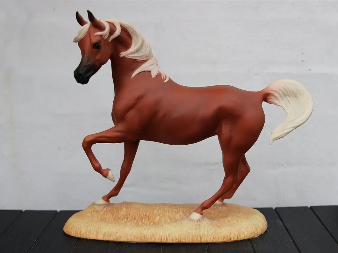 Billede 2 - Hestefigurer porcelæn