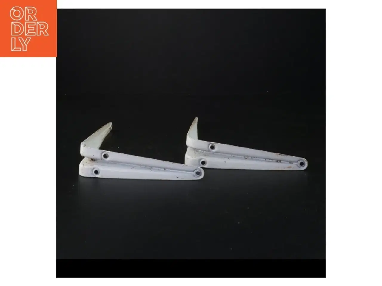 Billede 2 - Hvide metalhyldeknægte (str. 15 x 19 cm)