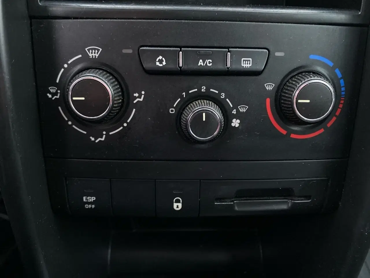 Billede 14 - Peugeot 207 1,6 HDI Comfort Plus 90HK 5d