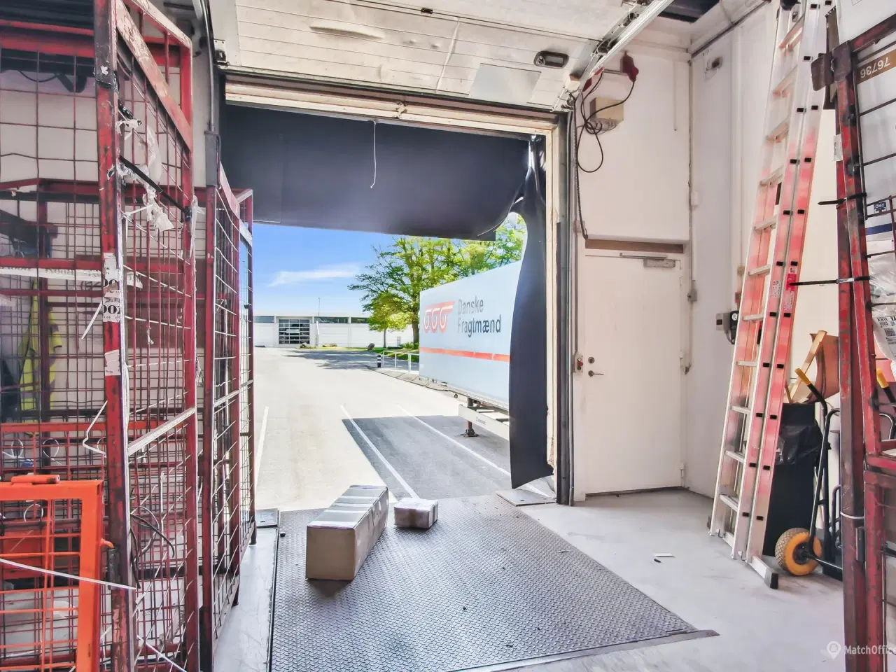 Billede 6 - Stort kombineret lager- og kontorlejemål i Vejle med 6 m loft og nem adgang til E45