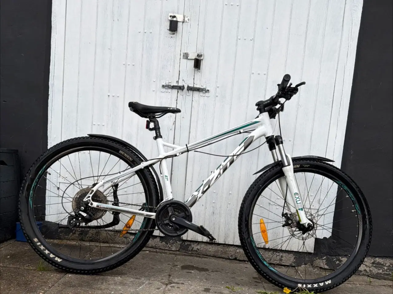 Billede 1 - Mountainbike i hvid