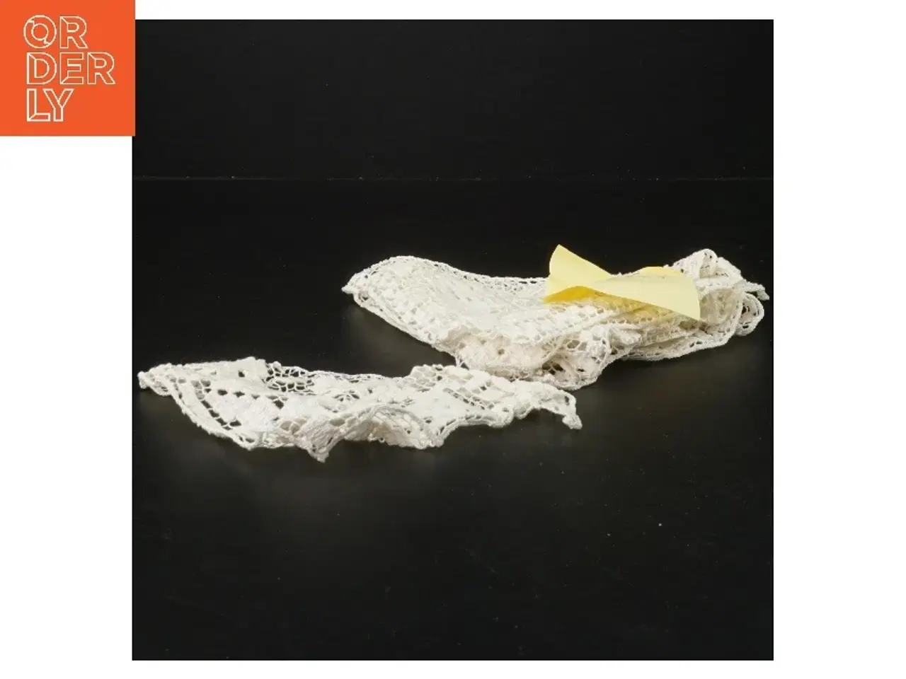 Billede 2 - Hvidt hyldepynt sæt (str. 7 stk 18x23 cm)