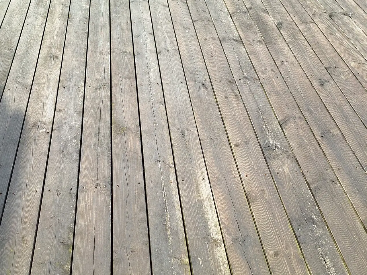 Billede 1 - GRATIS - træterrasse