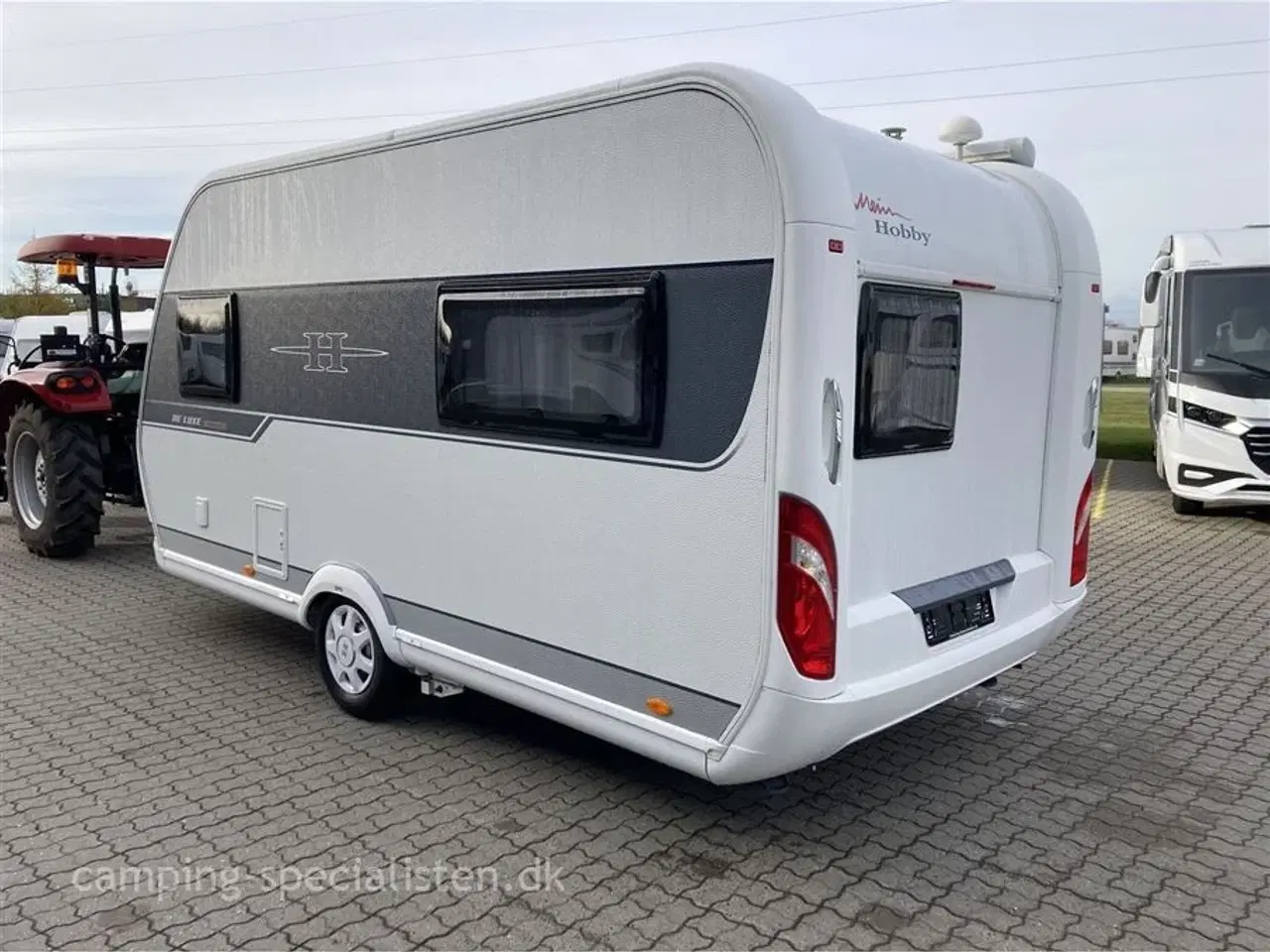 Billede 3 - 2015 - Hobby De Luxe Edition 440 SF   2015 Hobby 440 SF De Luxe Edition med markise fra 2020 - se den nu hos Camping-Specialisten.dk Silkeborg