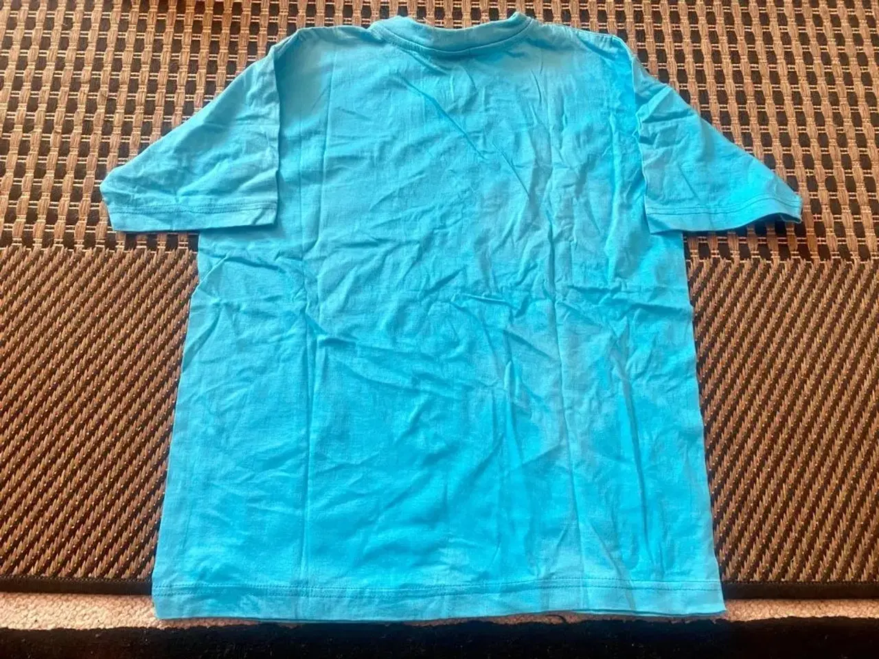Billede 3 - Ubrugt T shirt til salg