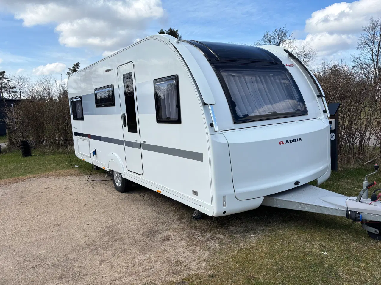 Billede 11 - Flot campingvogn med nyt fortelt