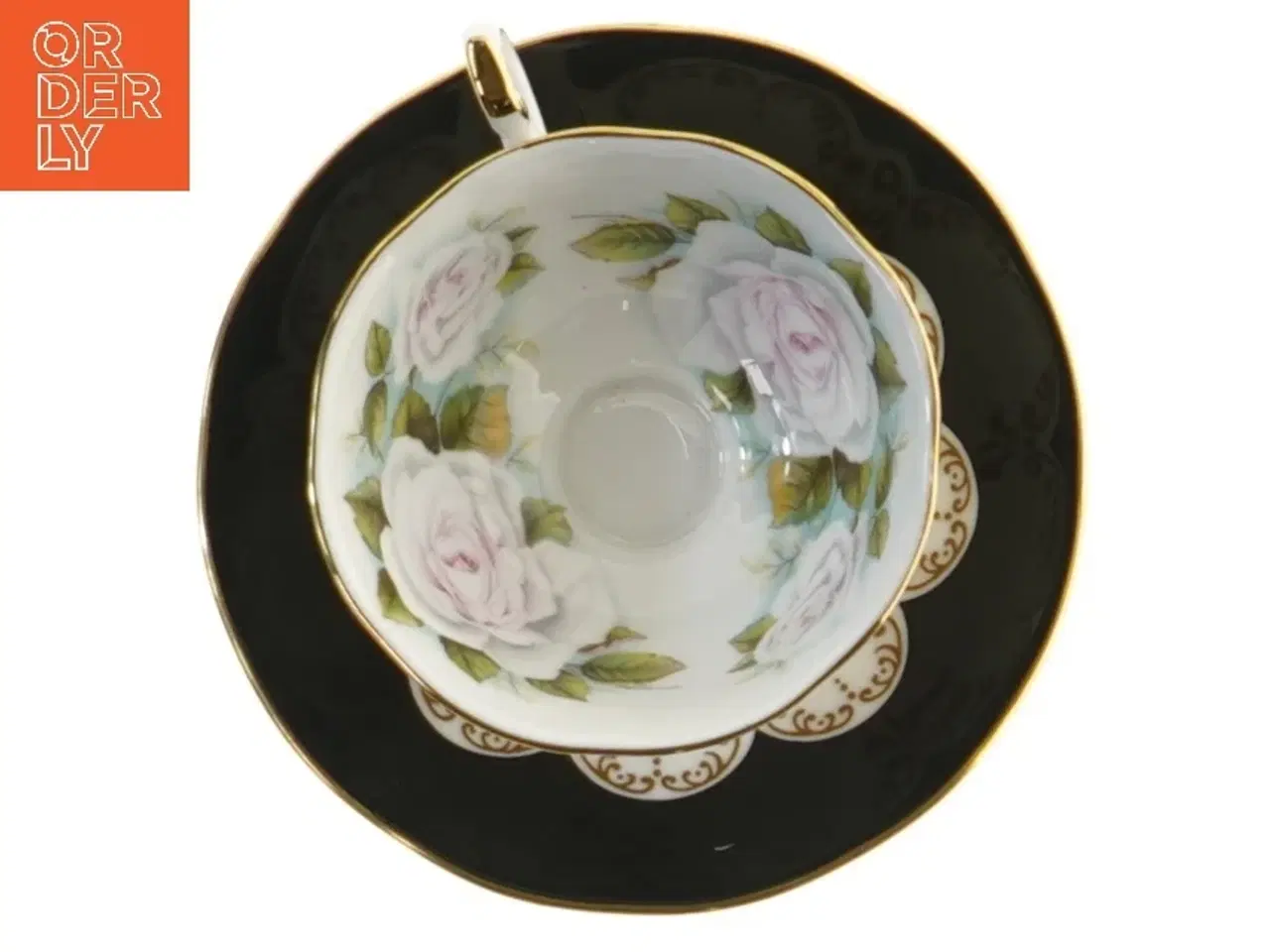 Billede 2 - Tekop og underkop med blomstermønster fra Queens (str. Ø 14,5 og Ø 10x6 cm)