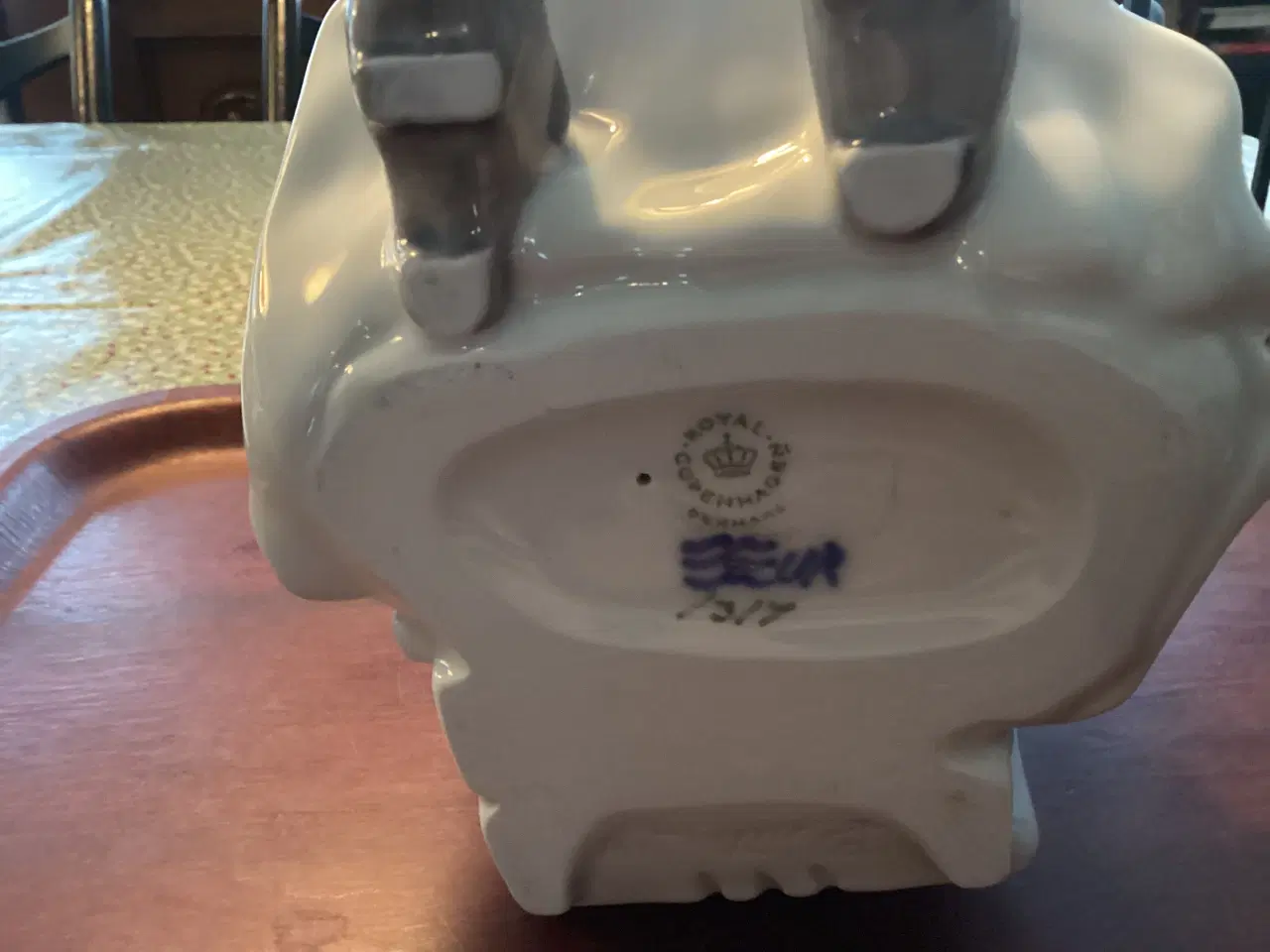 Billede 5 - RoyalCopenhagen Amagerpigen model 1317