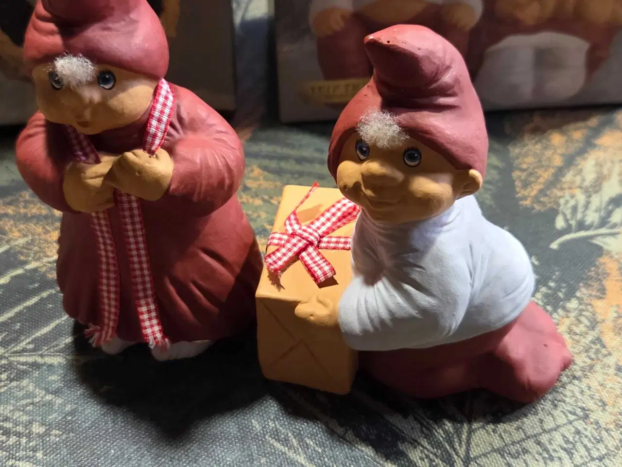 Billede 6 - Klarborg nisser i forskellige udgaver