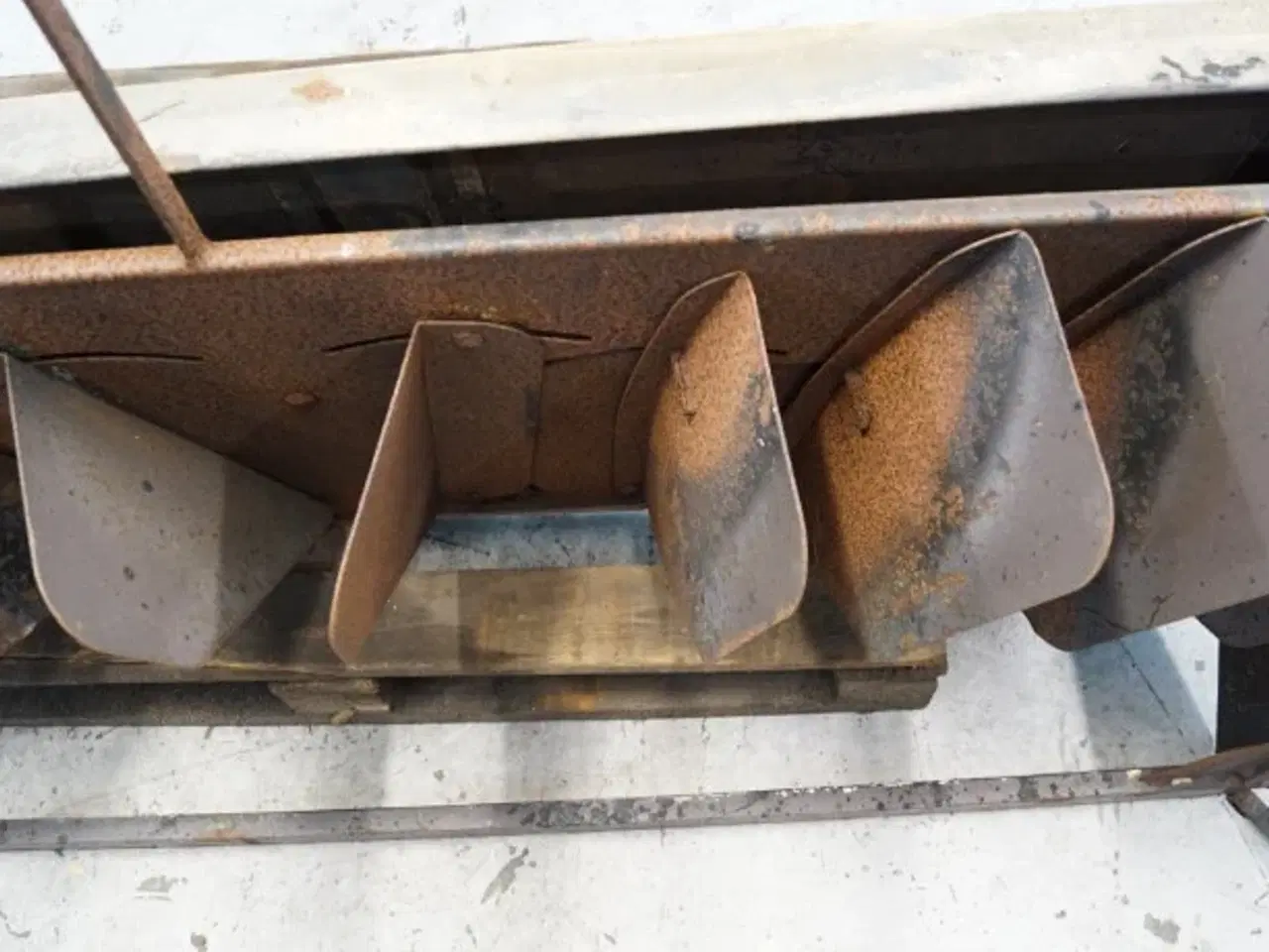 Billede 15 - Fendt 6335C Spredeskærm 323642750