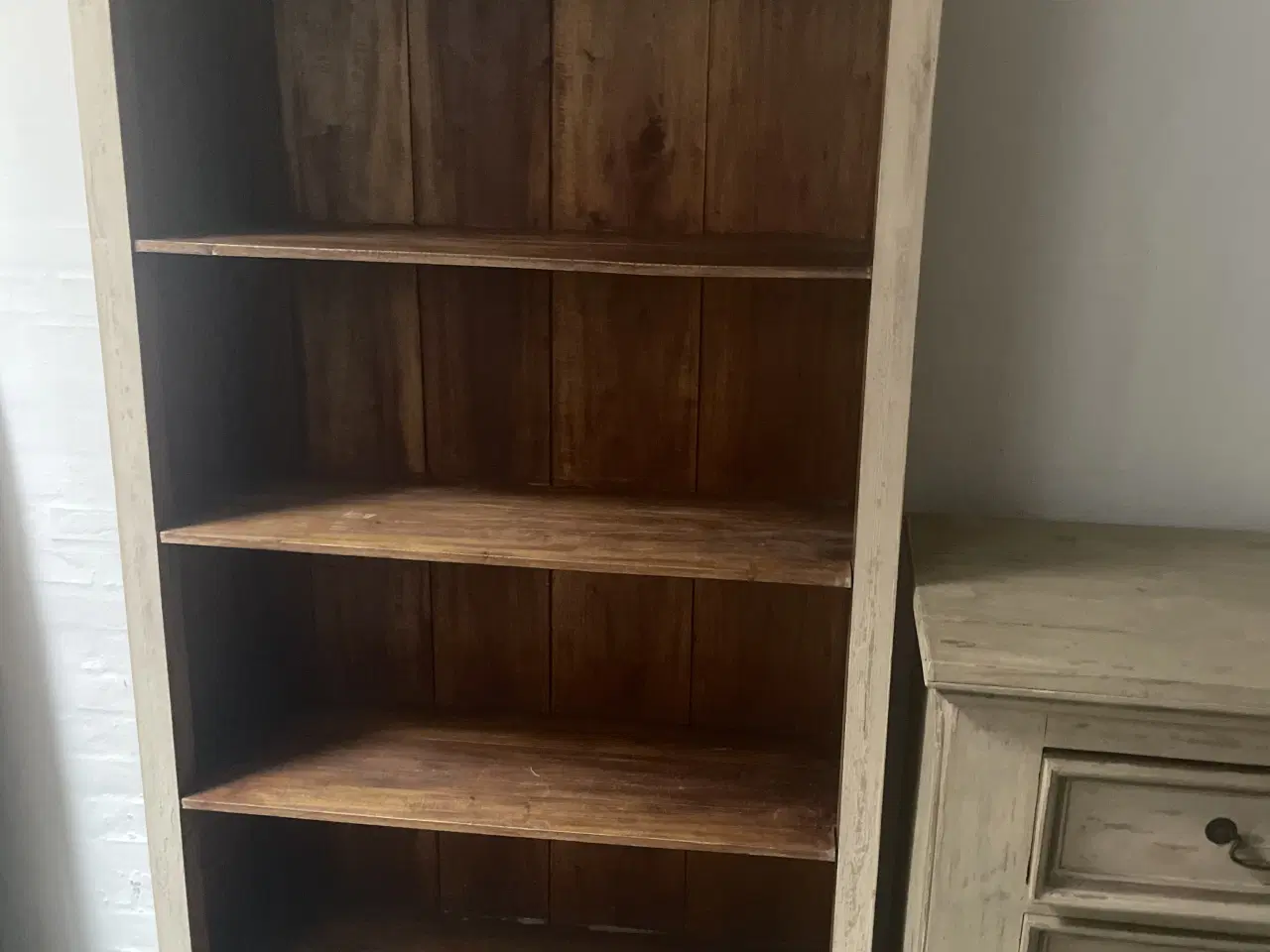 Billede 1 - Super FIN Bogskab/reol