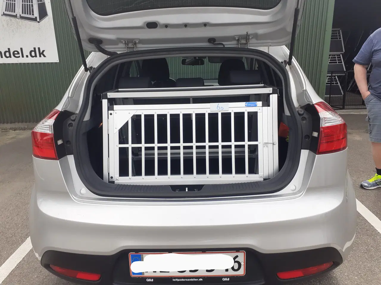 Billede 2 - Hundebur Doggy 60 "Hatchback"