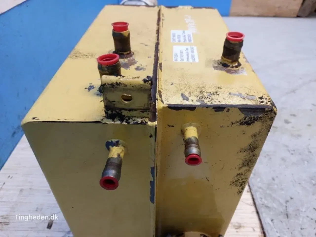 Billede 15 - New Holland FX38 Hydrauliktank 84429993