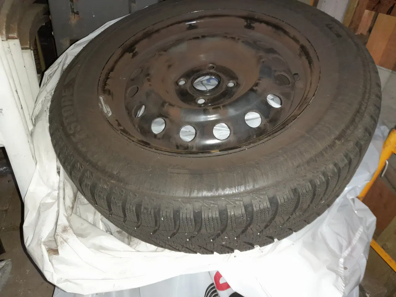 Billede 1 - 4 vinterdæk på stålfælge - passer til KIA Rio 