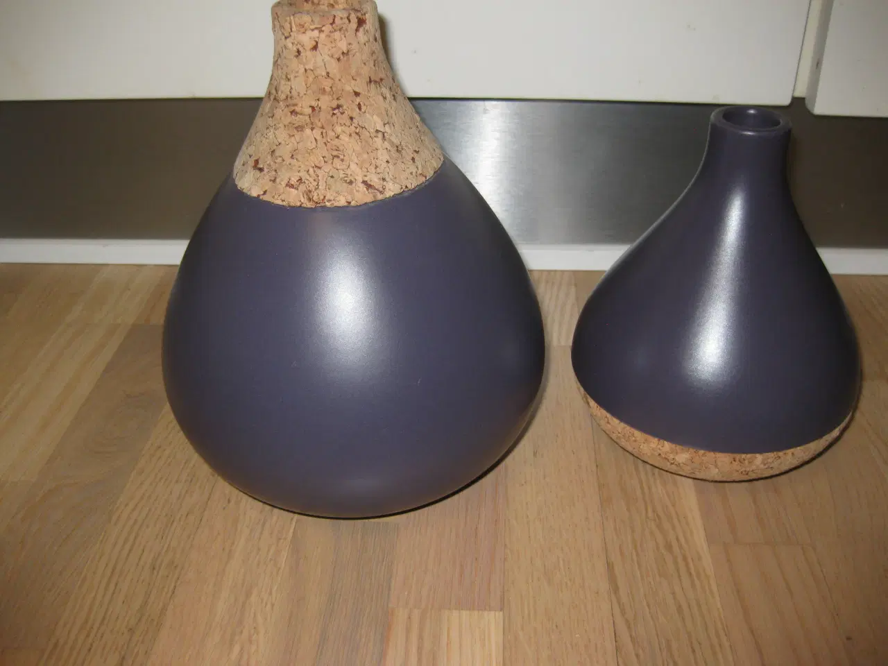Billede 1 - 2 smarte vaser fra Bloomingville samlet