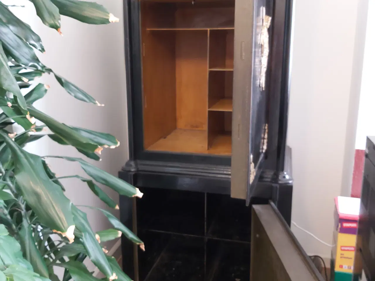 Billede 5 - Gl. pengeskab, velfungerende