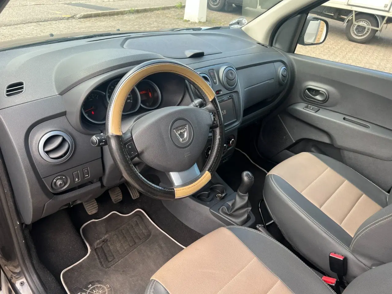 Billede 6 - Dacia Lodgy Stepway 1,5 dCi 90 Prestige 7prs