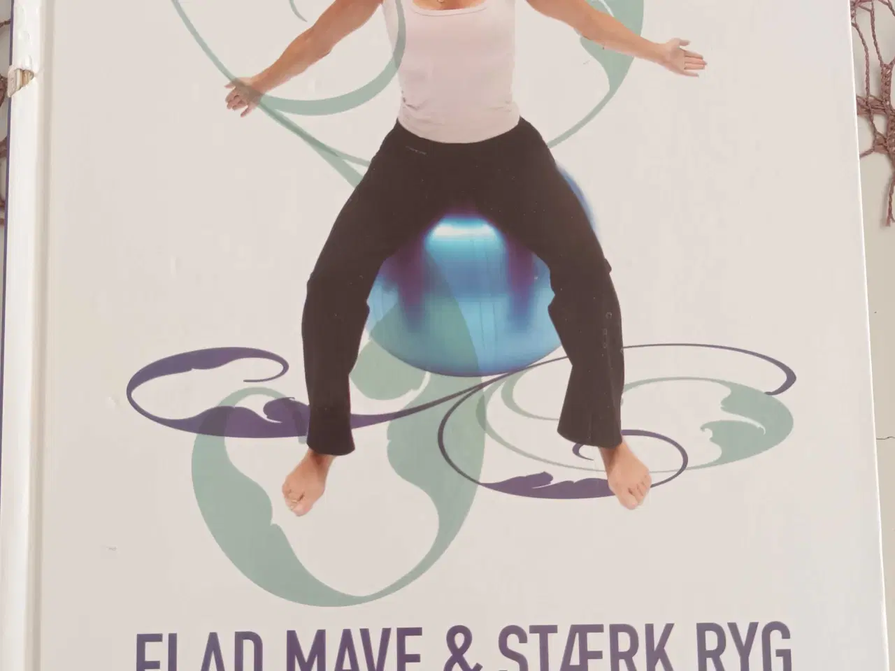 Billede 1 - Flad mave & stærk ryg med gymball