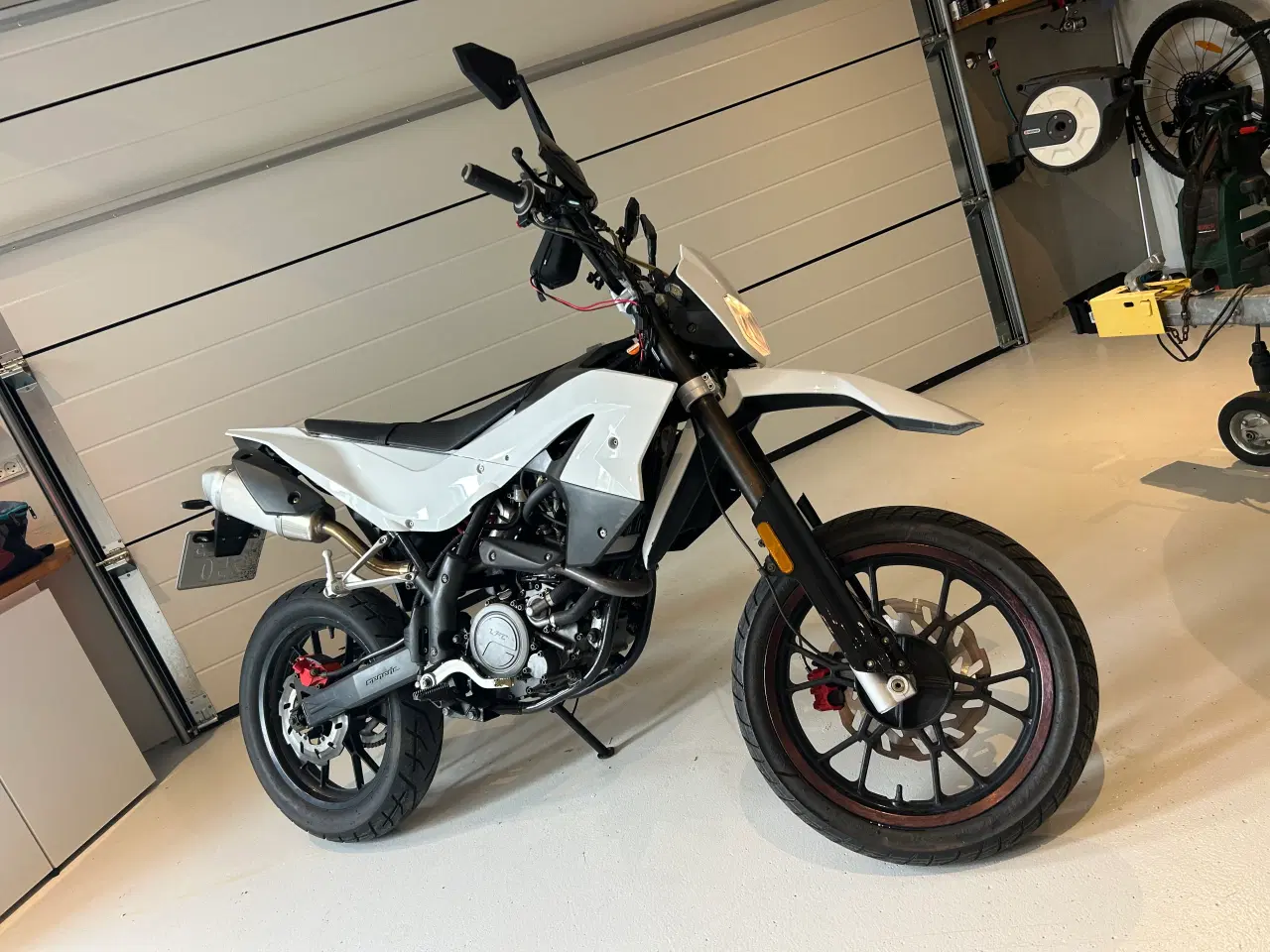 Billede 4 - Generic Tr 125 - nysynet og på plader