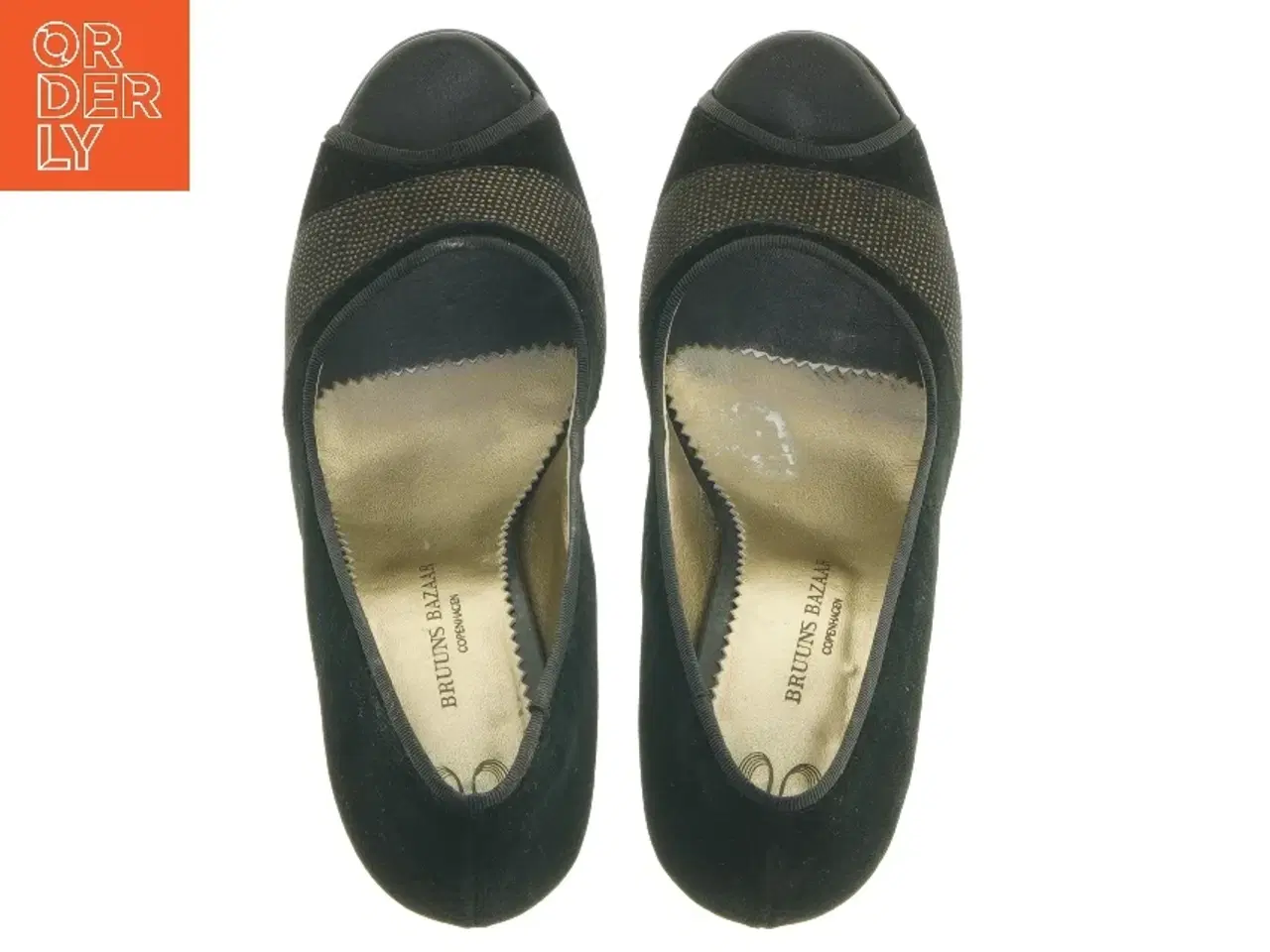 Billede 9 - Sorte højhælede sko (str. 38)