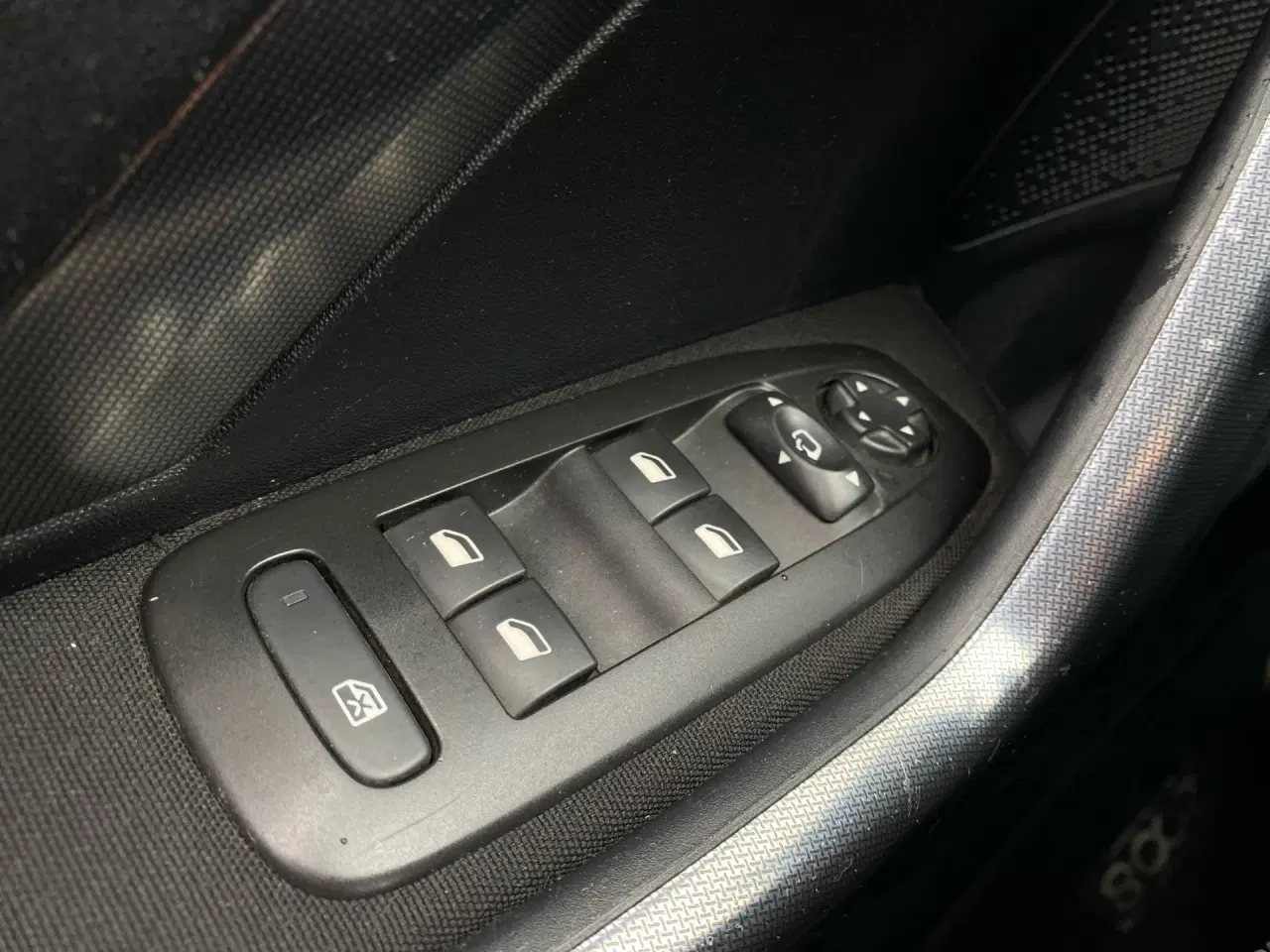 Billede 16 - Peugeot 2008 1,6 BlueHDi Selection Sky 100HK 5d