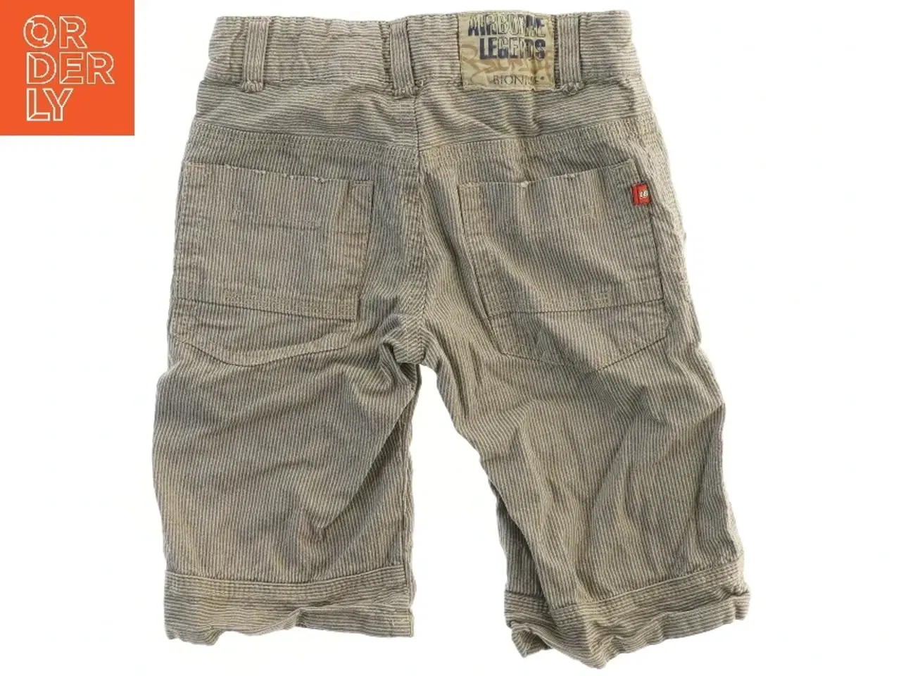 Billede 2 - Stribede bermudashorts fra Lego (str. 104)