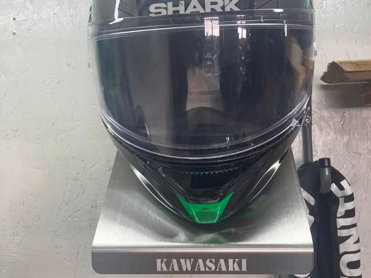 Billede 7 - Hjelmholder