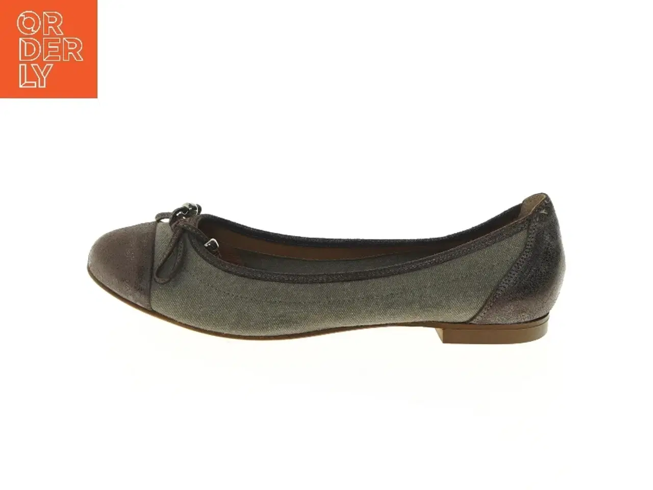 Billede 1 - Flade sko med snørebånd, størrelse 38 fra Millian (str. 38 )