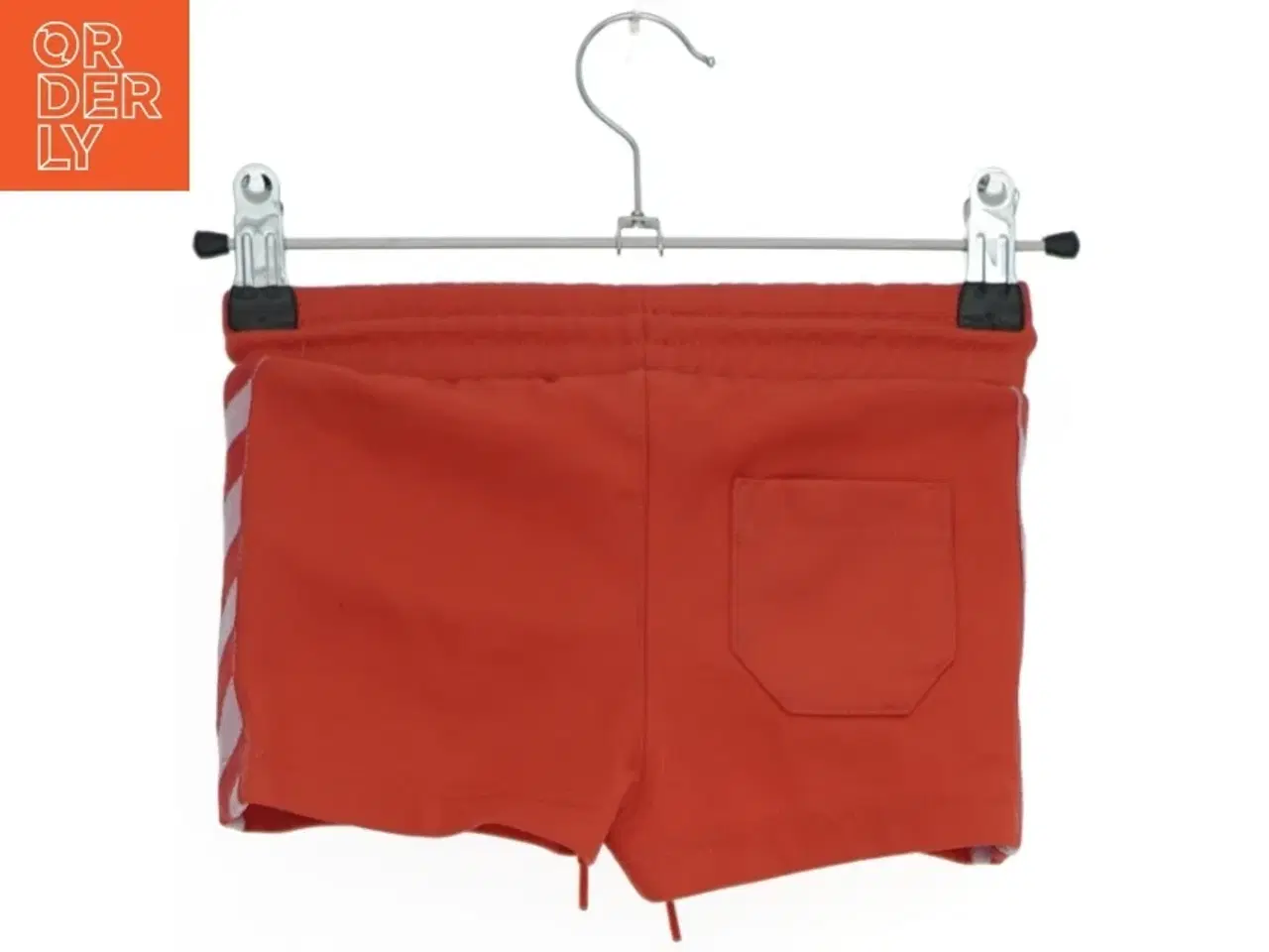 Billede 2 - Røde shorts med hvide detaljer fra Hummel fra Hummel (str. 92)