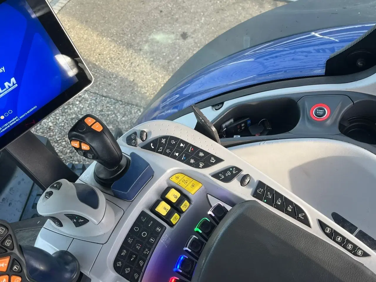 Billede 12 - New Holland T7.315 HD New Gen BluePower med frontlift og frontPTO