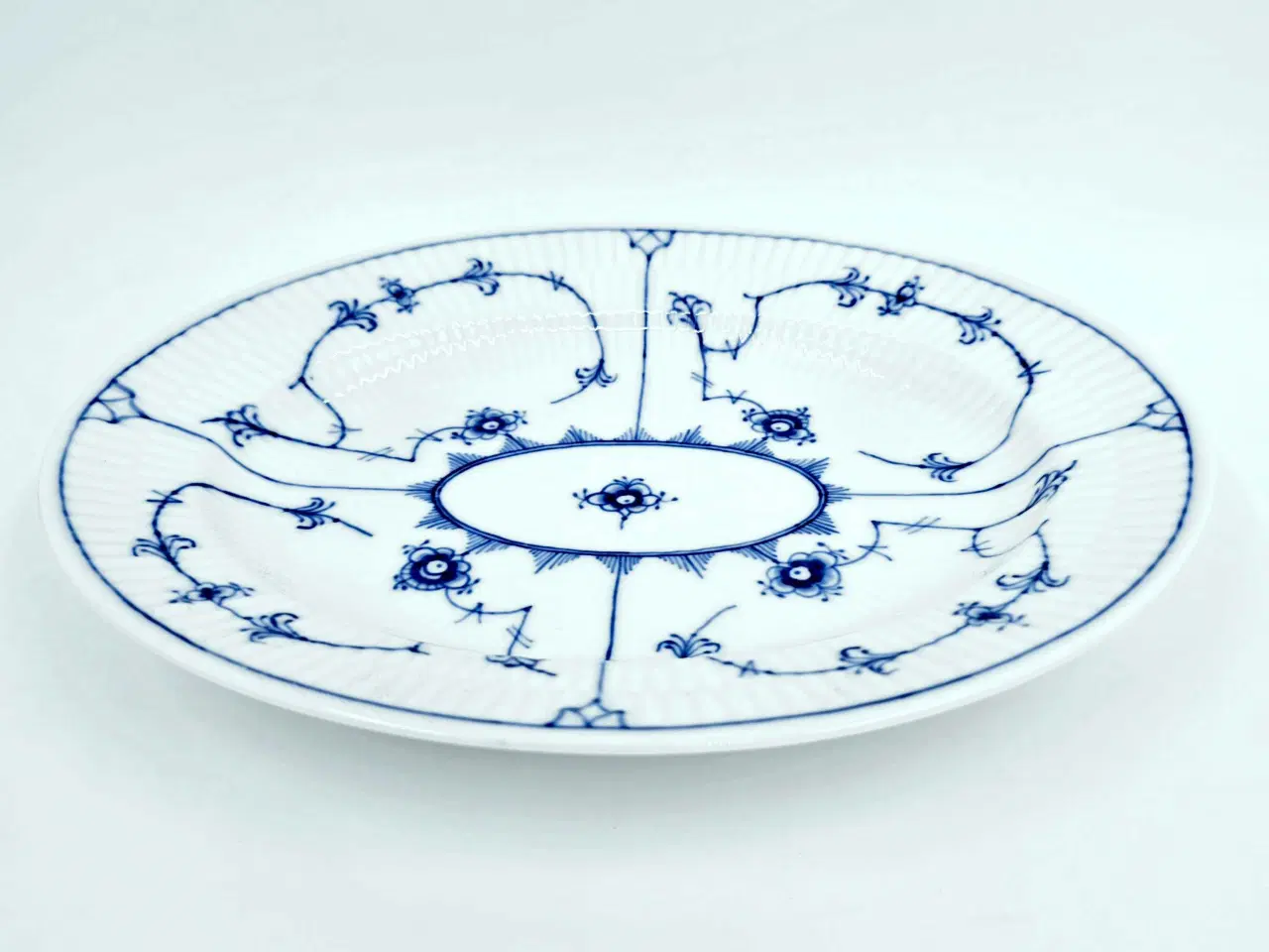 Billede 9 - Musselmalet Oval Fad 1 sortering Porcelæn 