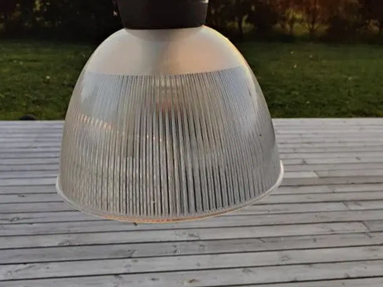 Billede 1 - Kuppellamper med stor klar skærm