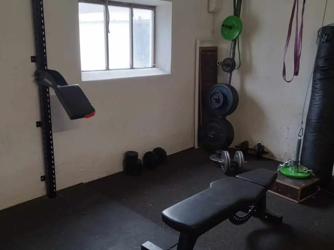 Billede 10 - Powerrack med diverse tilbehør