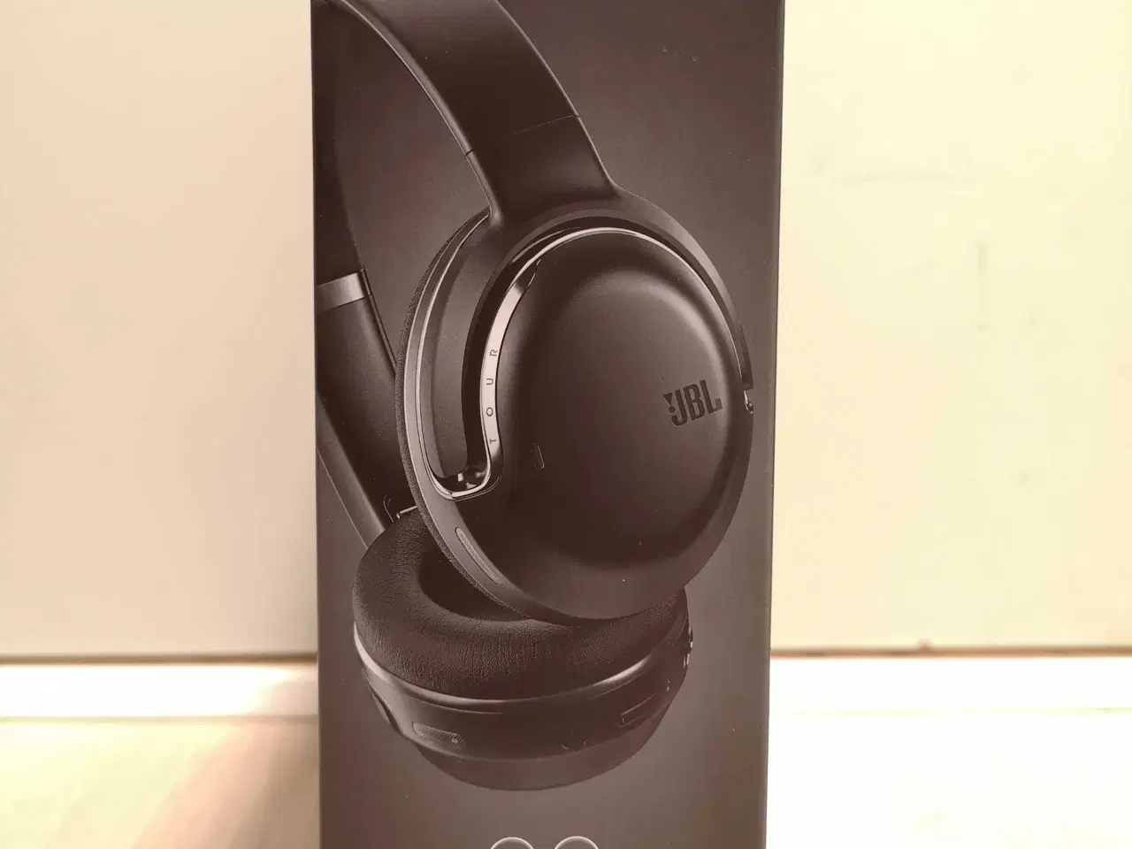 Billede 8 - JBL Tour One MK2 ANC butik pris 2500
