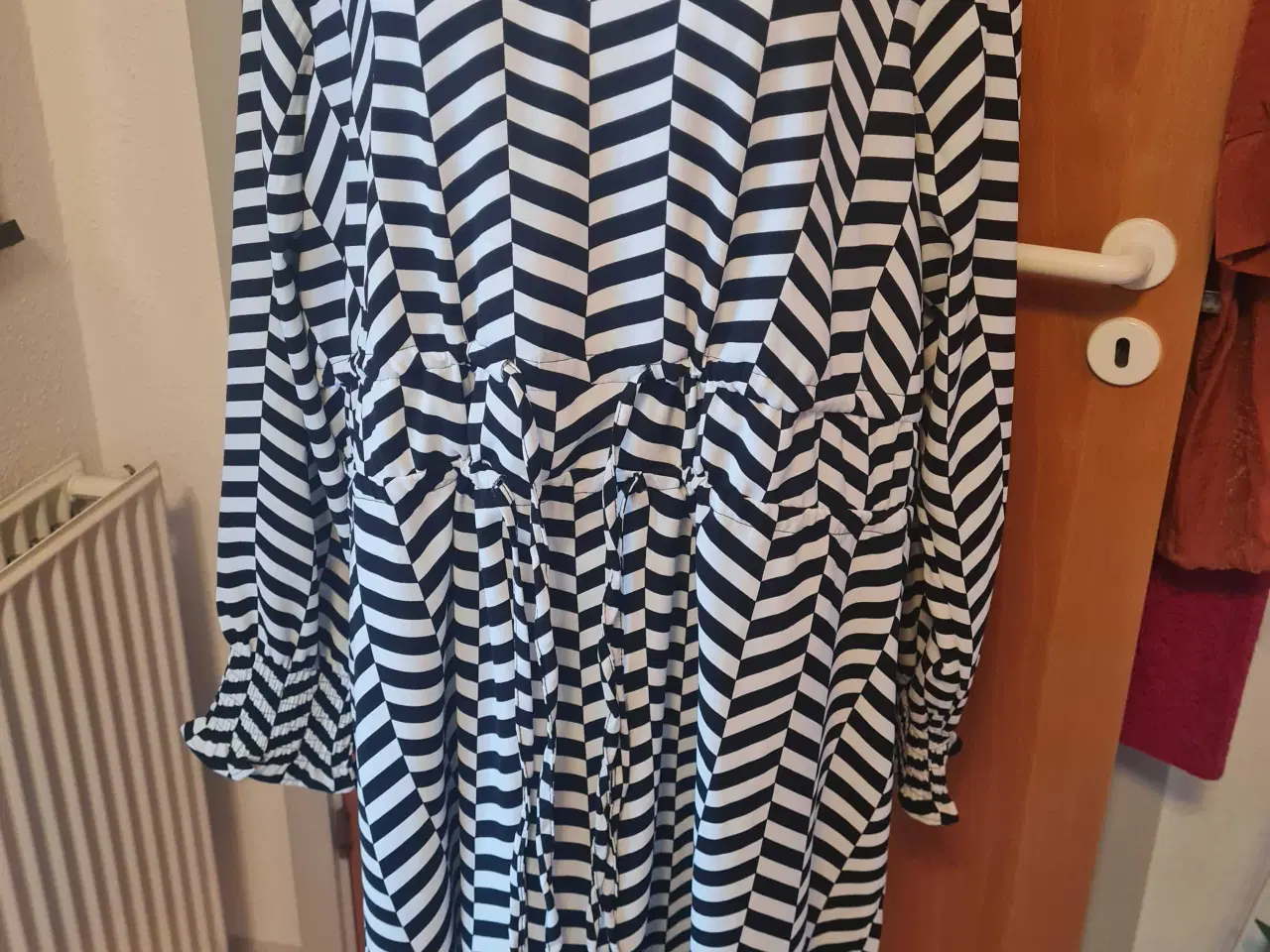 Billede 1 - Kjole Zizzi str M 46-48