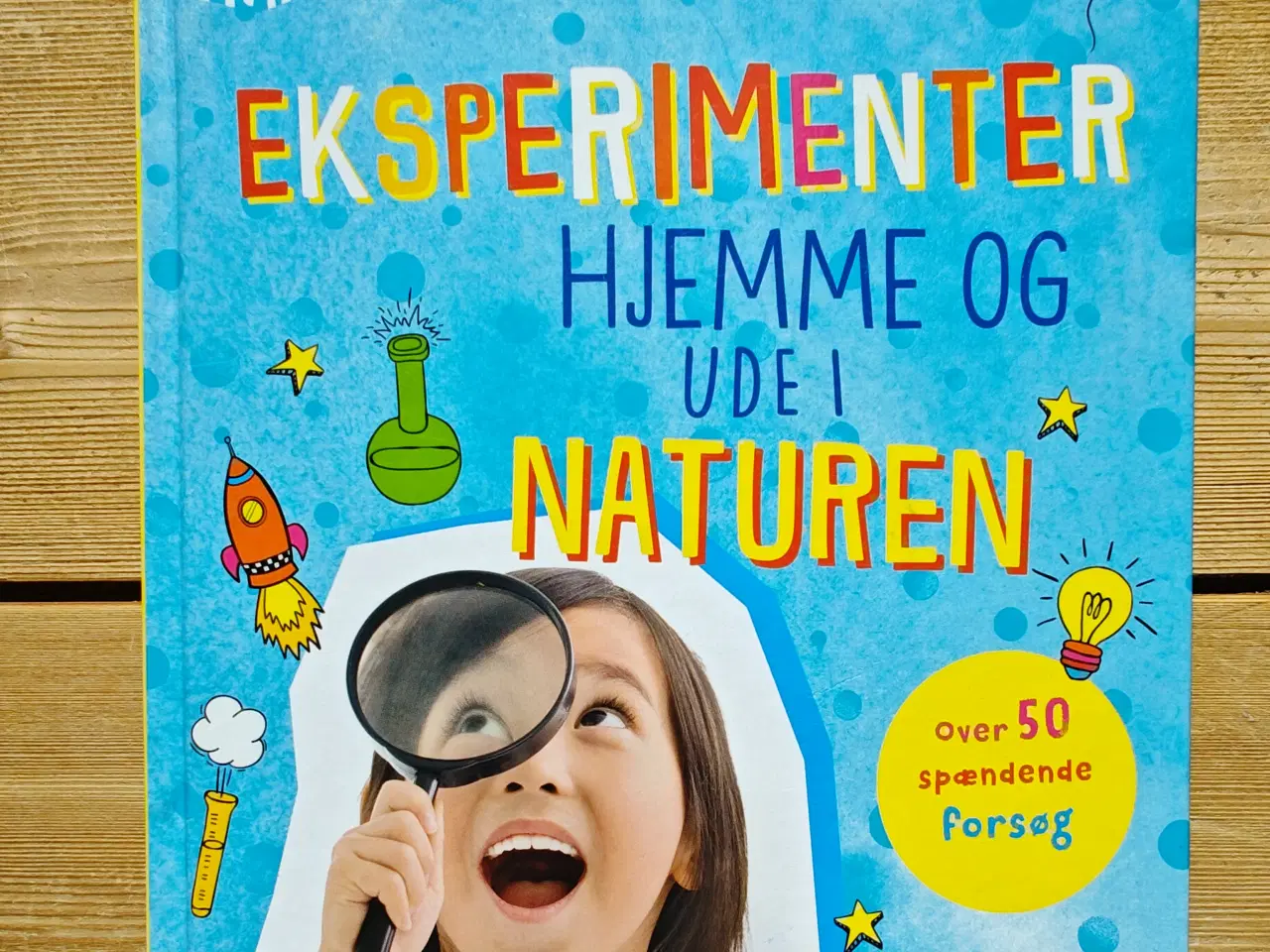 Billede 1 - Eksperimenter hjemme og ude i naturen BOG