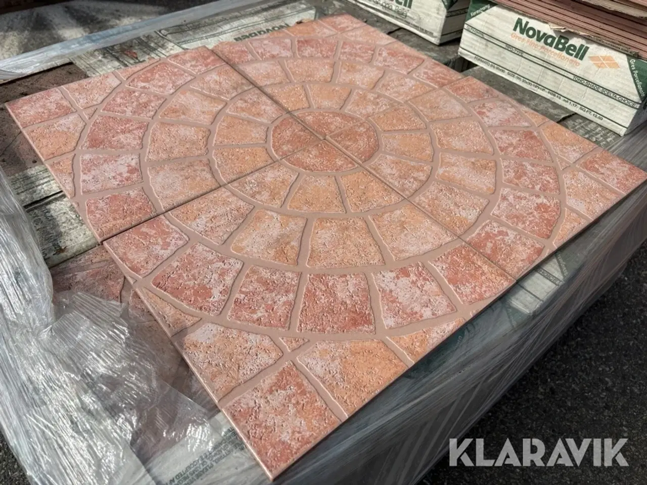 Billede 1 - Fliser NovaBell Dekor brosten - 338 styks - 30,7 kvm