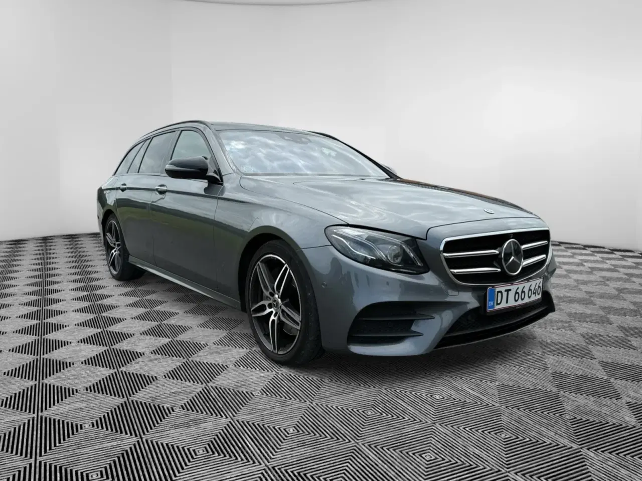 Billede 3 - Mercedes E350 d 3,0 AMG Line stc. aut. 4Matic