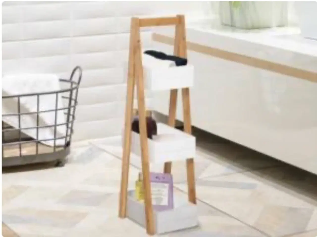 Billede 11 - Rigtig mange forskellige varerpartier sælges