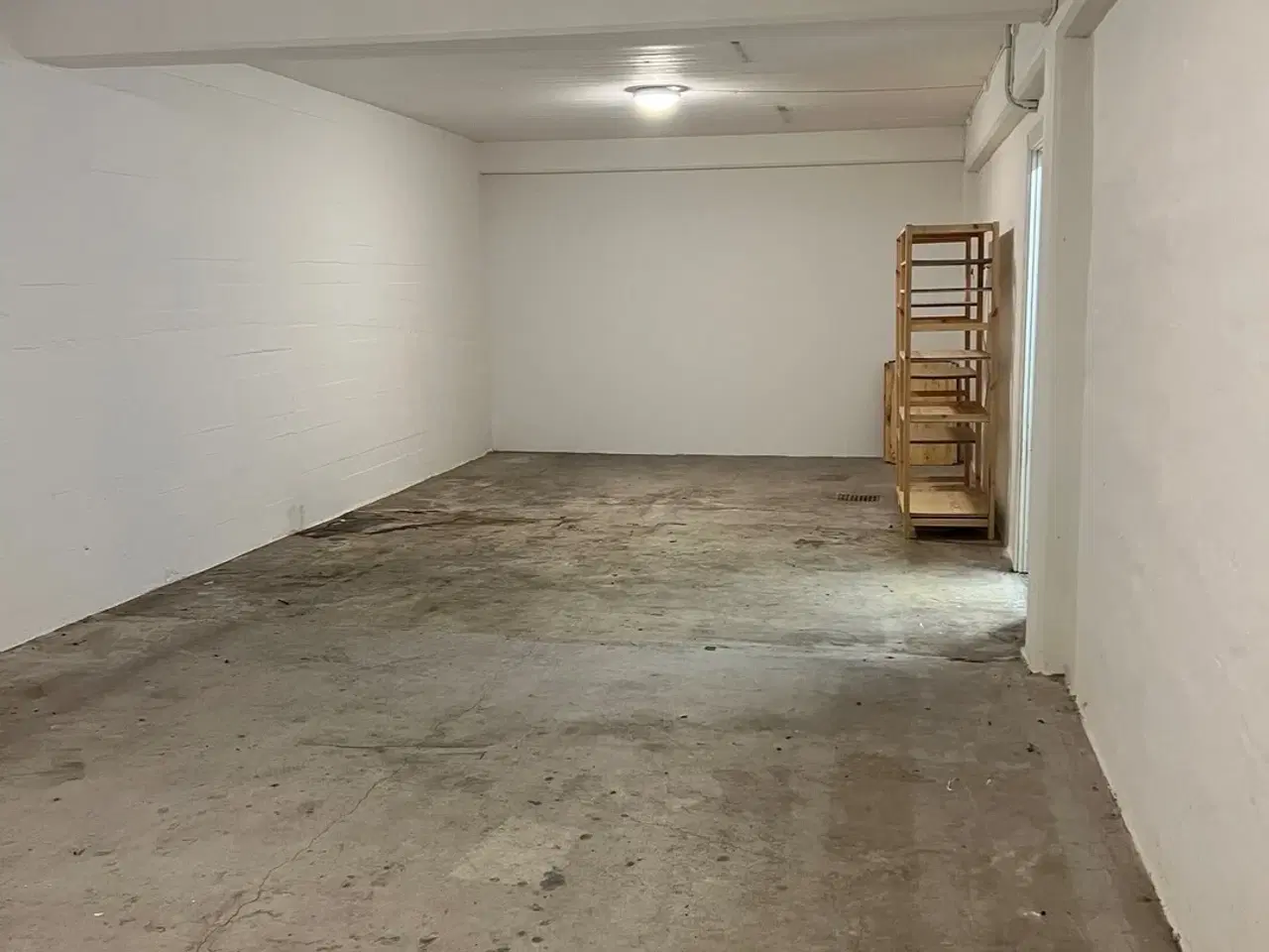 Billede 1 - Lager og Arkivlejemål i tør kælder