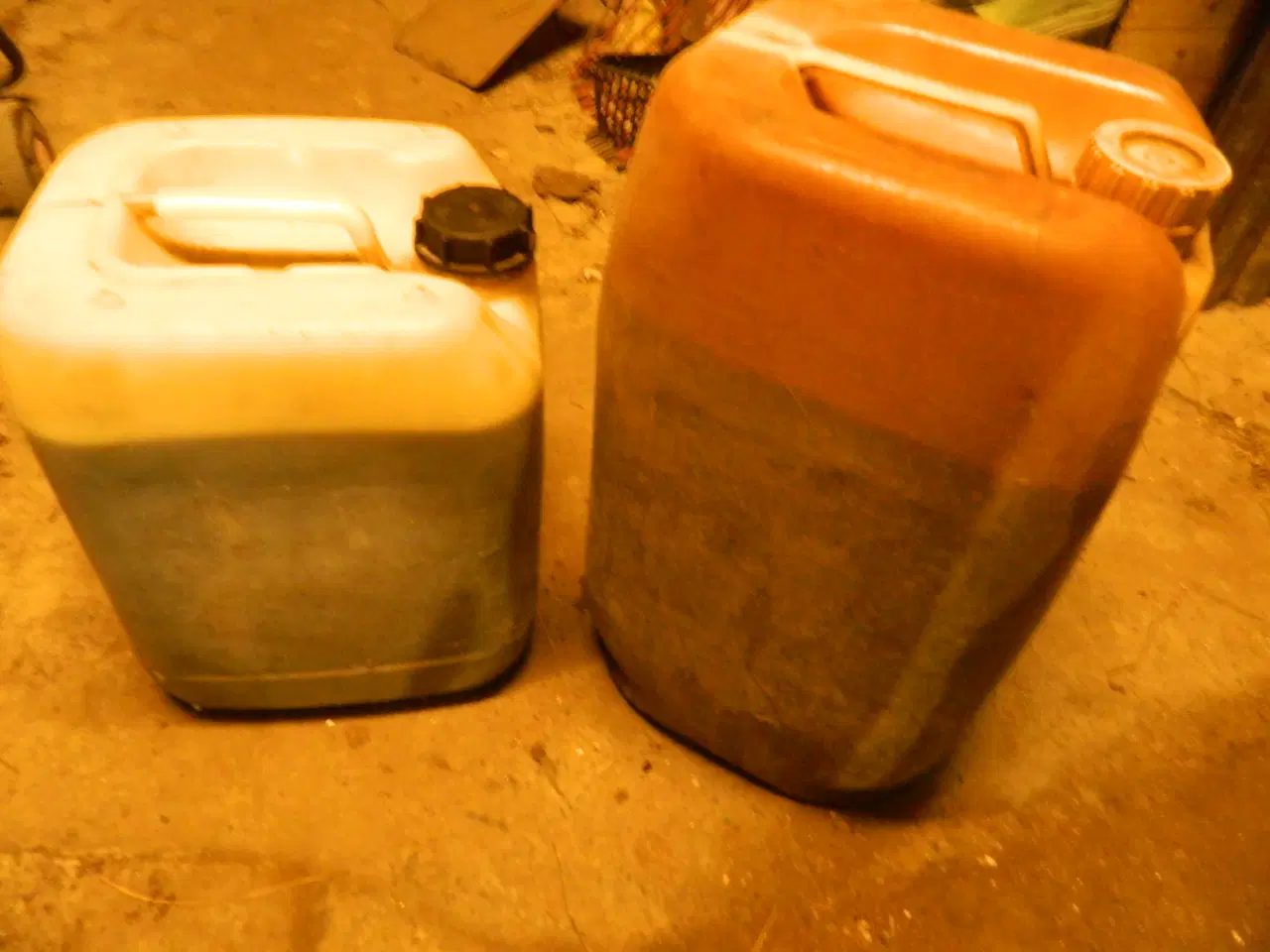 Billede 2 - Fyringsolie i 20 og 30 liters dunke