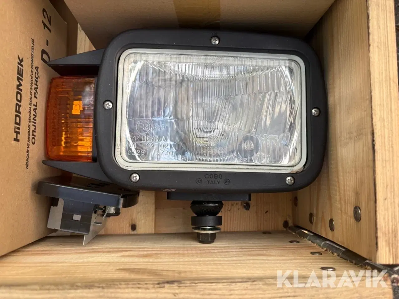 Billede 3 - Lot:Lygter Hella Bosch Cobo Hidromek cirka 25 styk rotorblink og blandede lygter