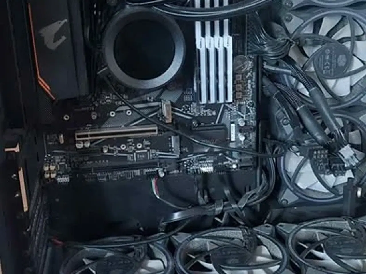 Billede 4 - Halv pc sælges