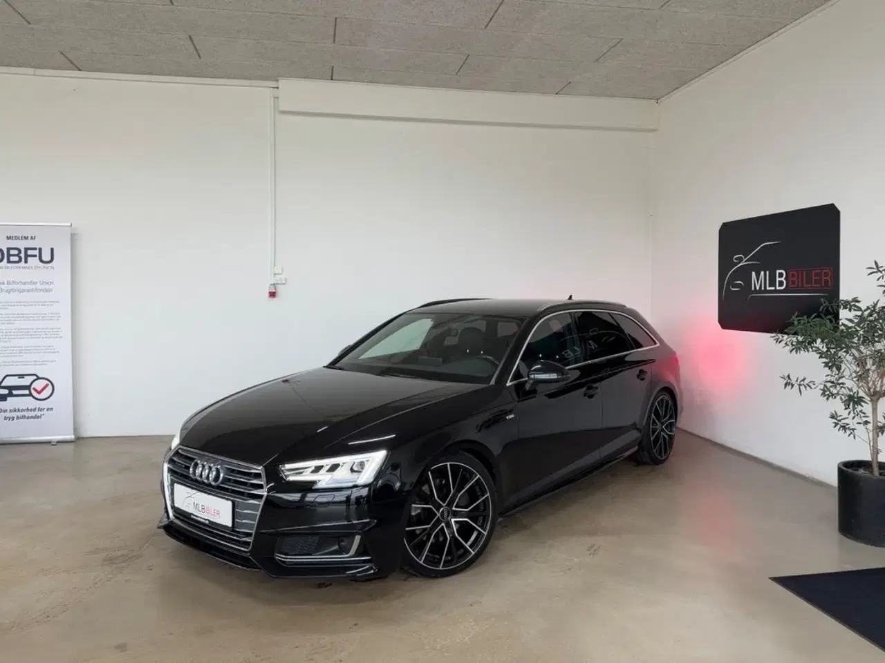 Billede 1 - Audi A4 2,0 TDi 190 S-line Avant quattro S-tr.