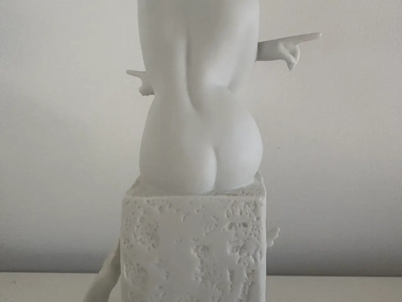 Billede 9 - Royal Copenhagen Stjernetegn figur tvilling.