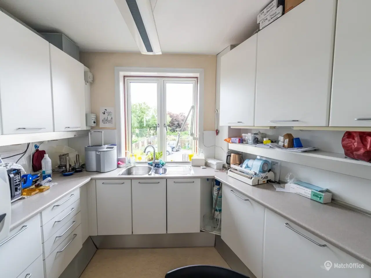 Billede 9 - Tandlægeklinik i Søborg søger ny anvendelse. Sælges til istandsættelse og udvikling